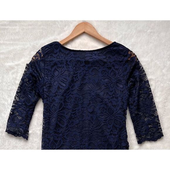 NWT PINKBLUSH Navy Lace Fitted 3/4 Sleeve Maternity Dress, Size Small - Picture 13 of 14
